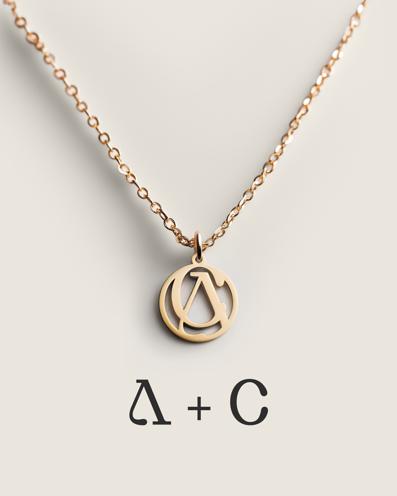 necklace_initials_top_view_4_5.png